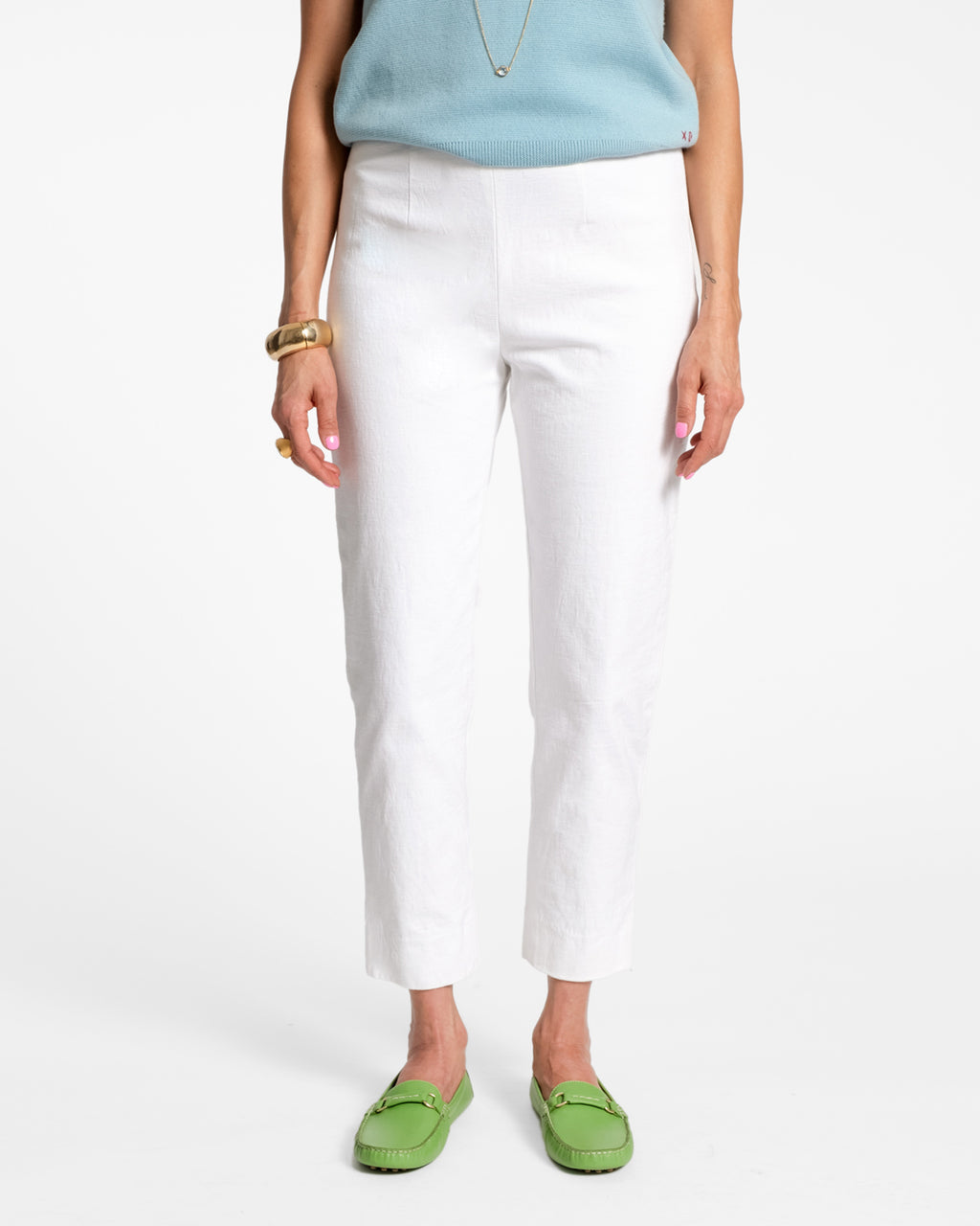 TALBOTS CHATHAM ANKLE PANTS - SOLID. Size 8, BRAND NEW. WHITE