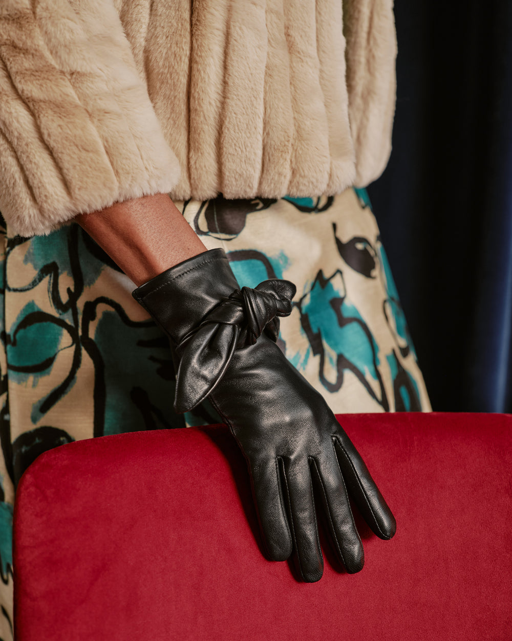 Leather Bow Glove - Black