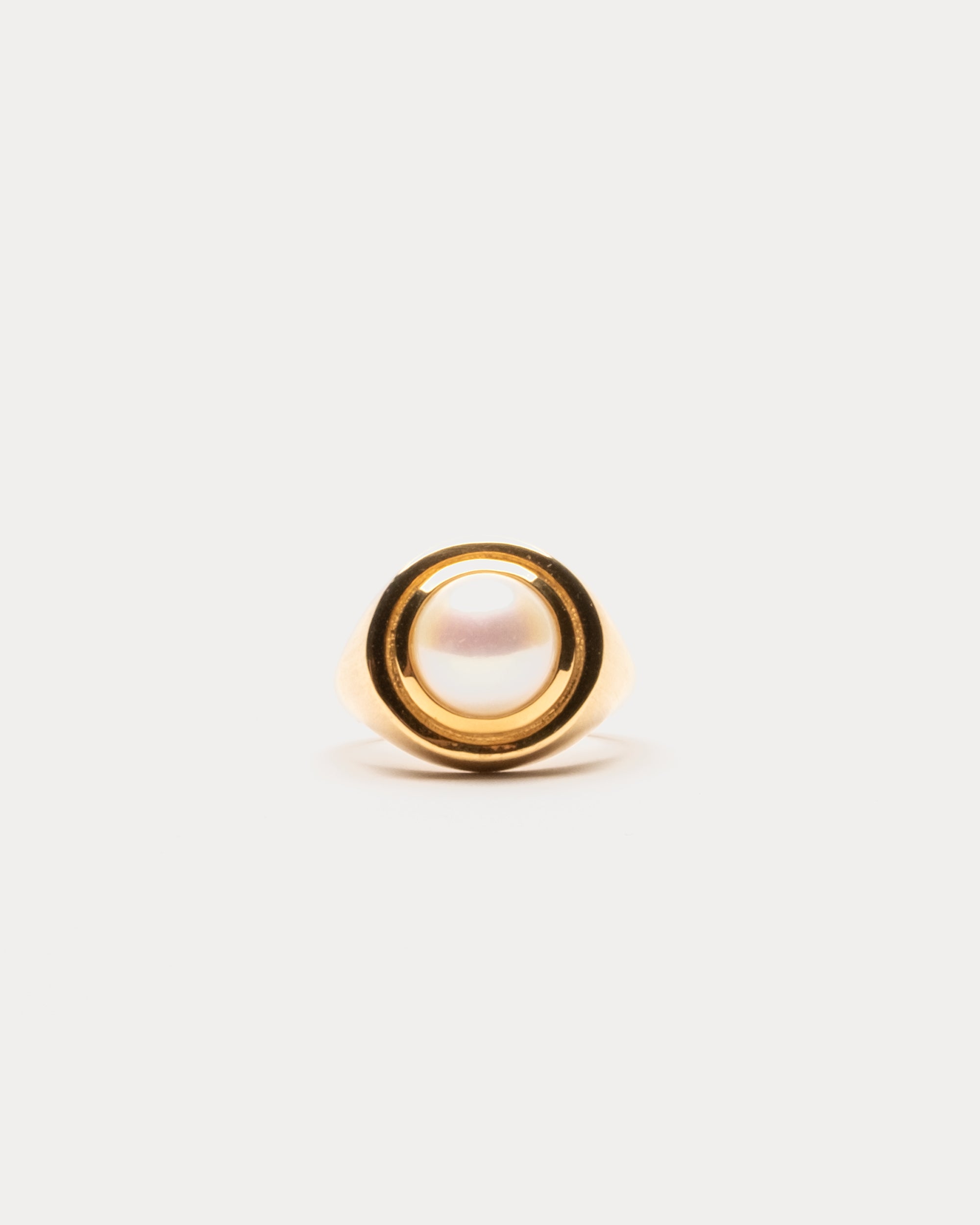 Mini Signet Ring Pearl Gold