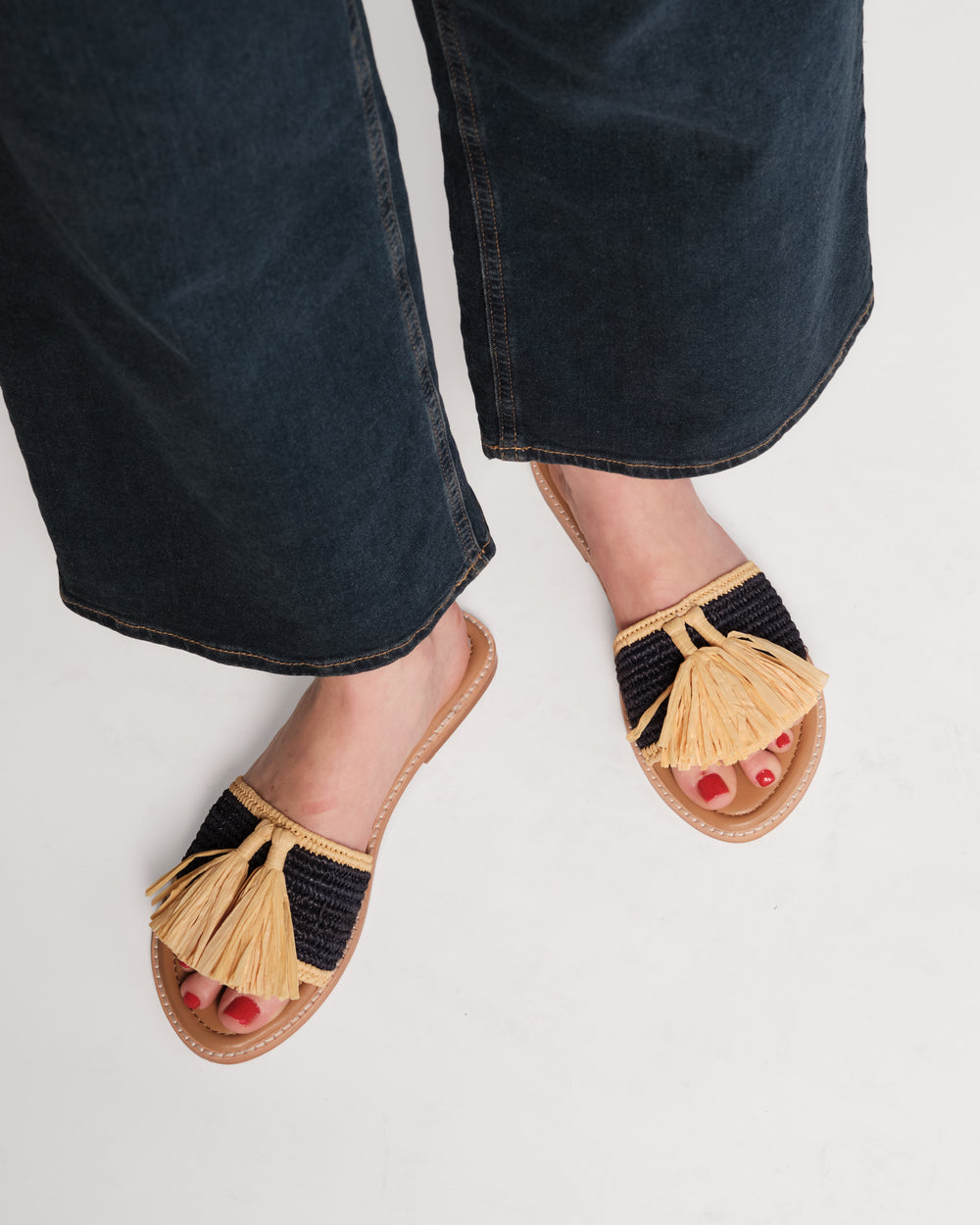 Raffia Tassle Sandal - Natural