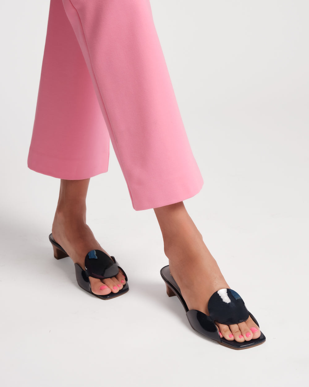 Sandy Circle Slide - Navy - Frances Valentine