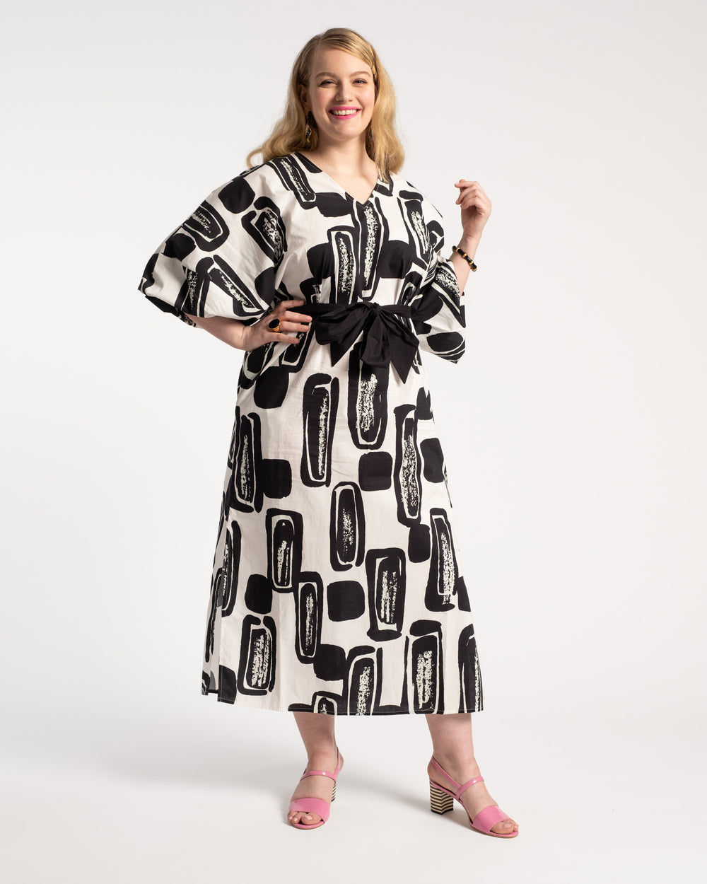 Rosa Caftan Flintstone Oyster Black Dresses Frances Valentine