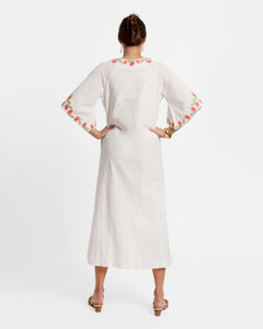 Charming Caftan Poppy Embroidery Oyster - Frances Valentine