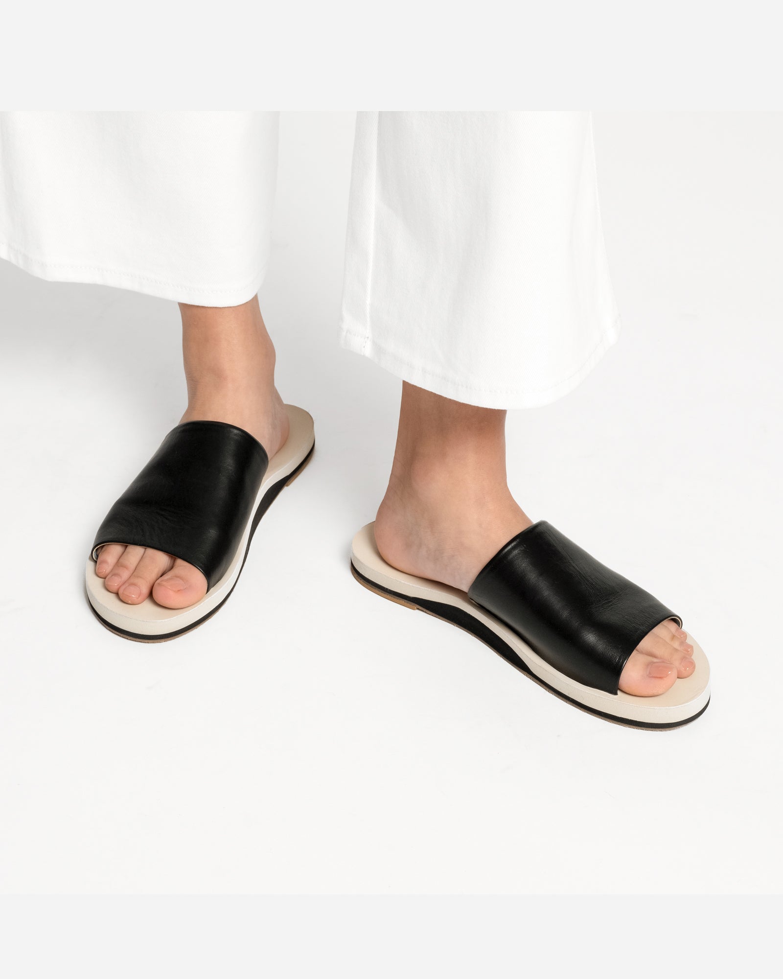 Cloud Slide Sandal Black Oyster